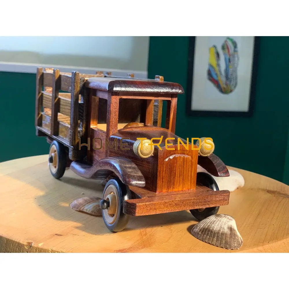 10 Wooden Truck Model Sculptures & Monuments