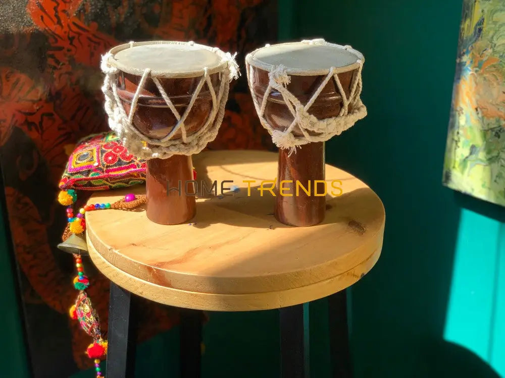 Distressed Brown Traditional Pedestal Dhool Set Of 2 Miscellaneous Decor