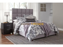 Dolante Upholstered Bed with Square Tufting