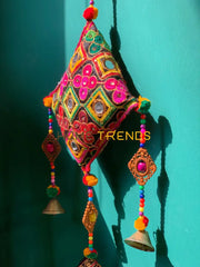 Triangle Cushion Design Multiple Color Large Chimes
